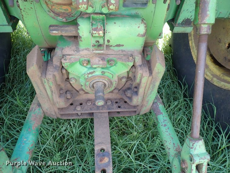 image for item DS7139 1972 John Deere 4320  tractor