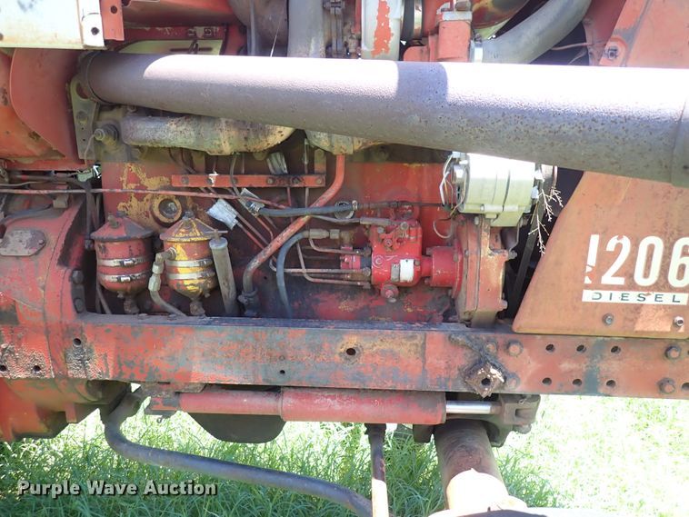 image for item DS7140 International 1206  tractor