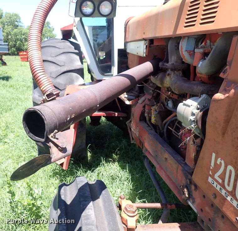 image for item DS7140 International 1206  tractor