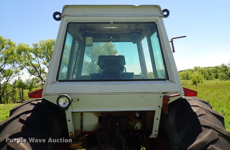 image for item DS7140 International 1206  tractor