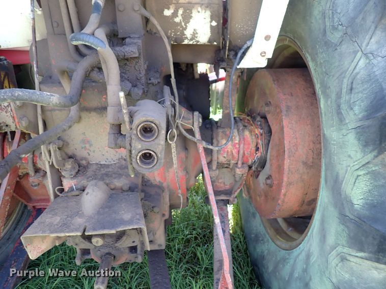 image for item DS7140 International 1206  tractor