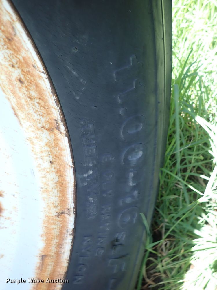 image for item DS7140 International 1206  tractor