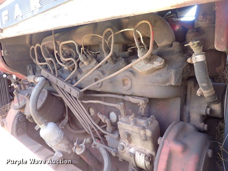 image for item DS7144 Farmall 706  tractor