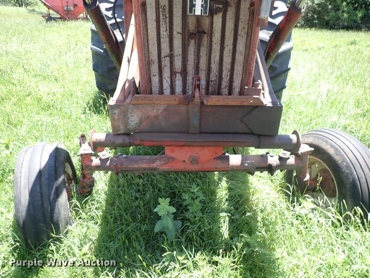 image for item DS7144 Farmall 706  tractor