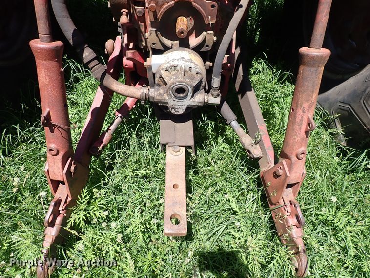image for item DS7144 Farmall 706  tractor