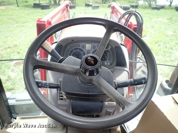 image for item DS7151 2012 Case IH Maxxum 125  MFWD tractor