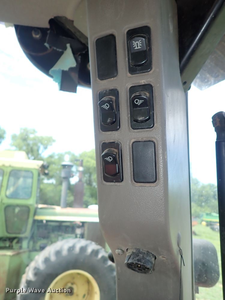 image for item DS7151 2012 Case IH Maxxum 125  MFWD tractor