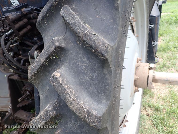 image for item DS7151 2012 Case IH Maxxum 125  MFWD tractor