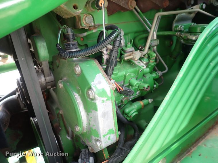 image for item DS7152 2003 John Deere 6320  tractor