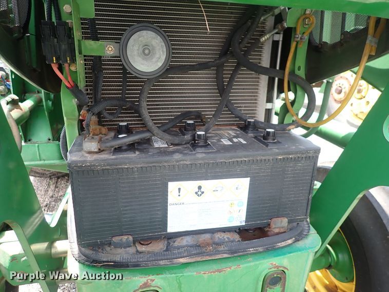 image for item DS7152 2003 John Deere 6320  tractor