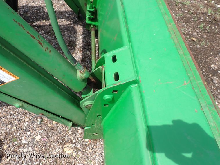 image for item DS7152 2003 John Deere 6320  tractor