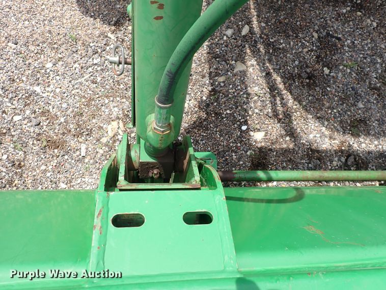image for item DS7152 2003 John Deere 6320  tractor