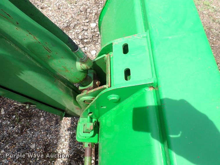 image for item DS7152 2003 John Deere 6320  tractor