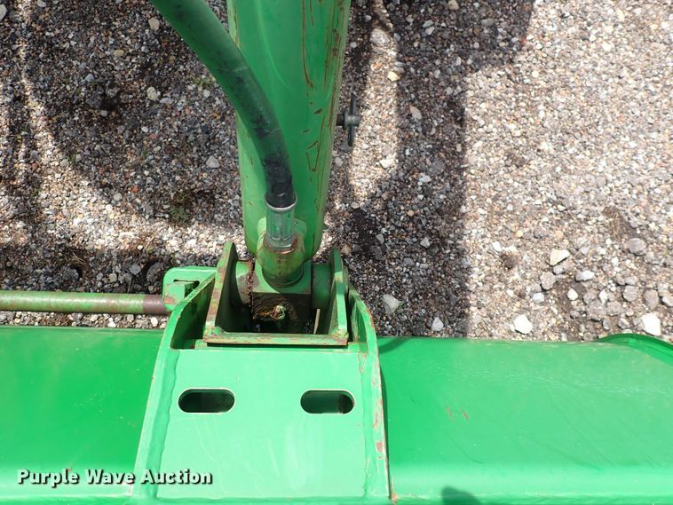 image for item DS7152 2003 John Deere 6320  tractor
