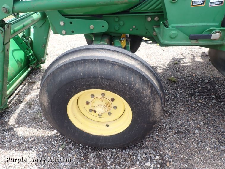 image for item DS7152 2003 John Deere 6320  tractor
