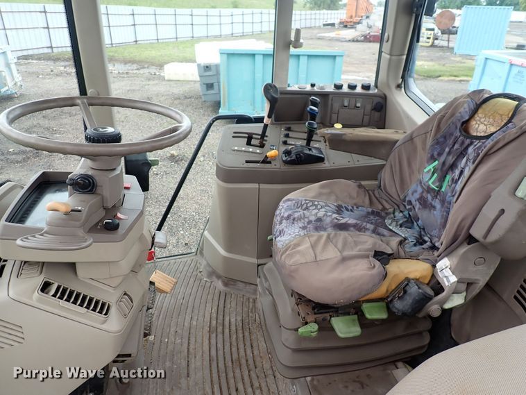 image for item DS7153 John Deere 7130 MFWD tractor