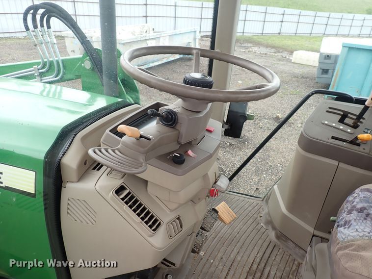 image for item DS7153 John Deere 7130 MFWD tractor