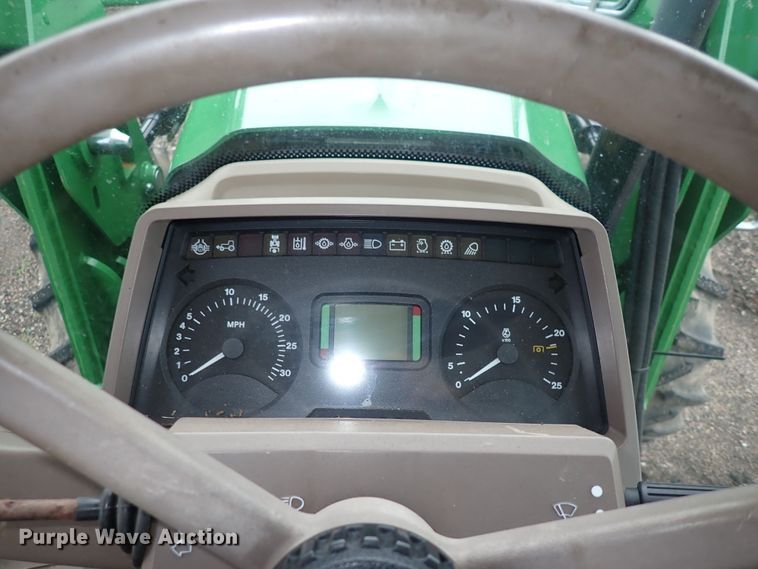 image for item DS7153 John Deere 7130 MFWD tractor