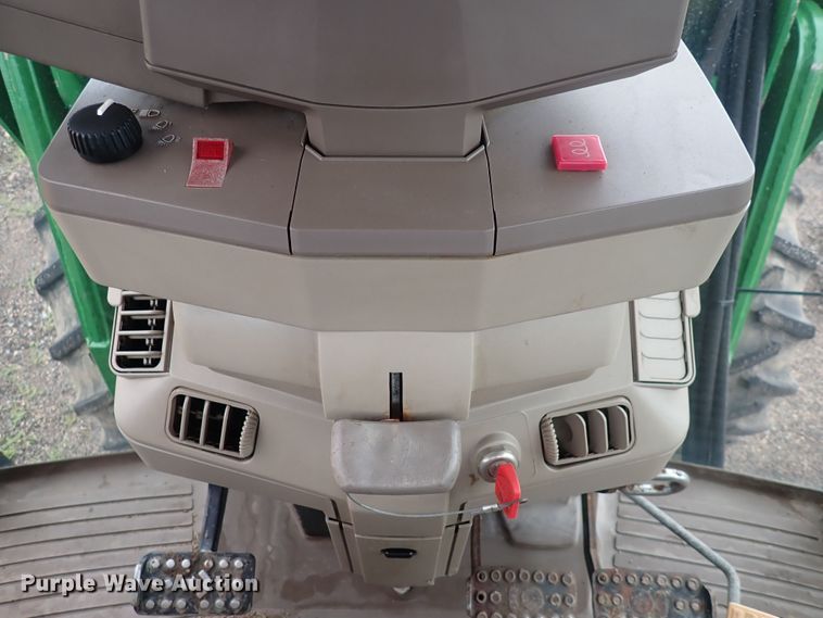 image for item DS7153 John Deere 7130 MFWD tractor