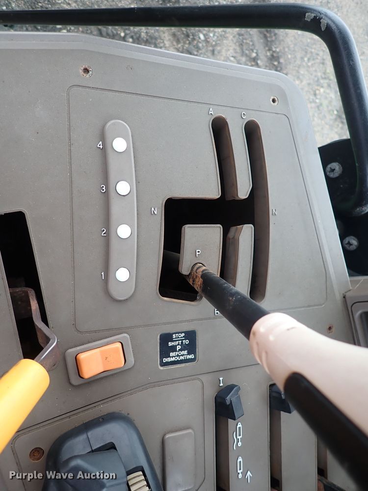 image for item DS7153 John Deere 7130 MFWD tractor