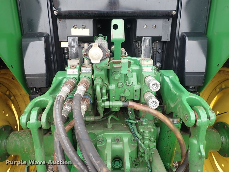 image for item DS7153 John Deere 7130 MFWD tractor