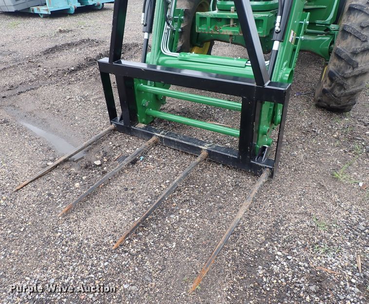 image for item DS7153 John Deere 7130 MFWD tractor