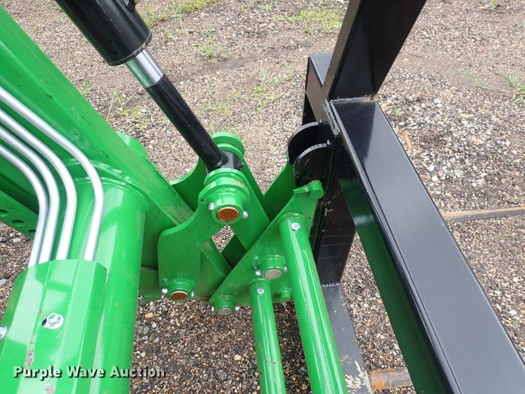 image for item DS7153 John Deere 7130 MFWD tractor