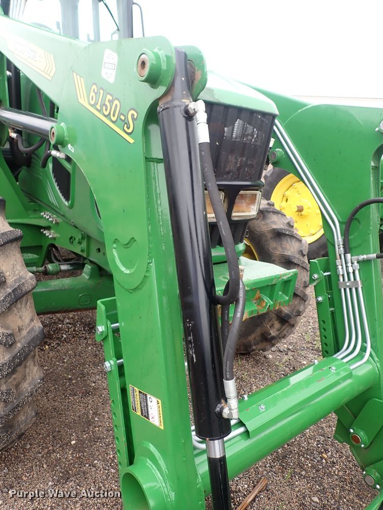 image for item DS7153 John Deere 7130 MFWD tractor