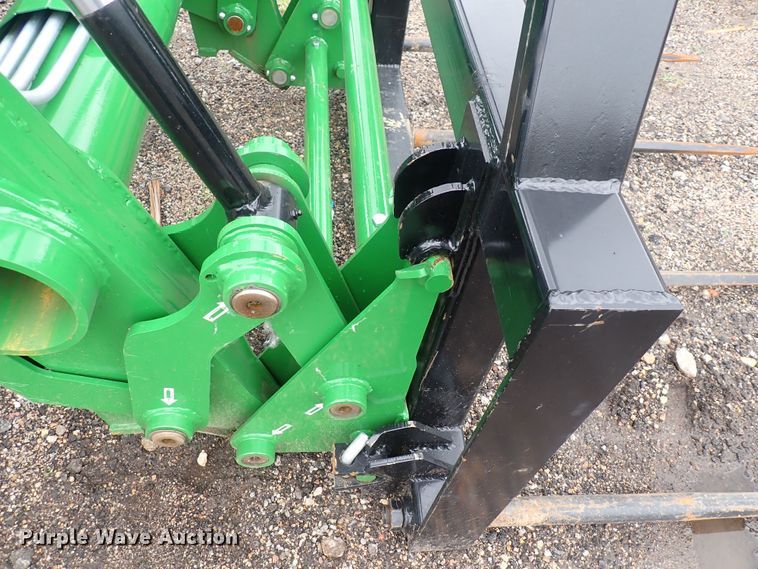 image for item DS7153 John Deere 7130 MFWD tractor