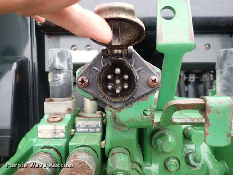 image for item DS7153 John Deere 7130 MFWD tractor