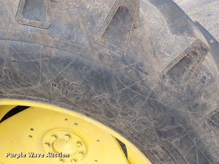 image for item DS7153 John Deere 7130 MFWD tractor