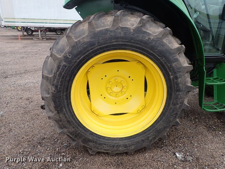 image for item DS7153 John Deere 7130 MFWD tractor