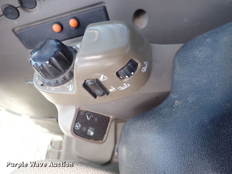 image for item DS7155 2014 Case IH Maxxum 125  MFWD tractor