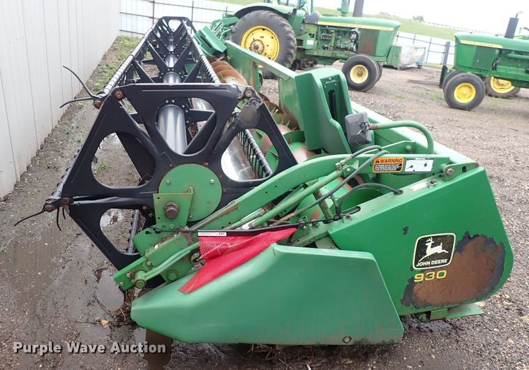 image for item DS7159 1996 John Deere 930  flex head