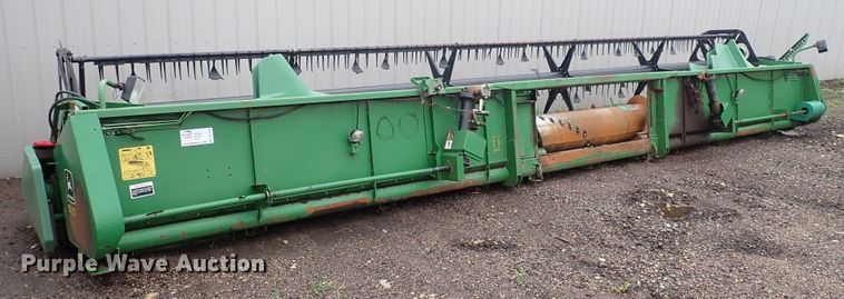 image for item DS7159 1996 John Deere 930  flex head