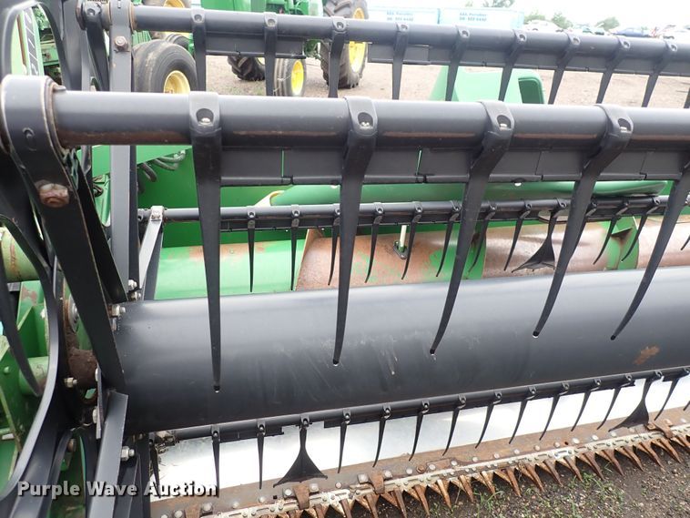 image for item DS7159 1996 John Deere 930  flex head