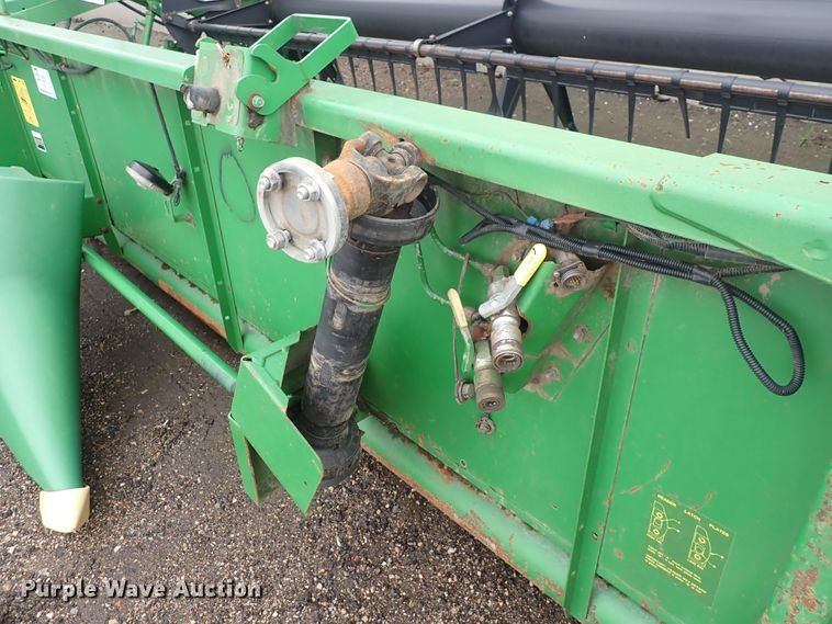 image for item DS7159 1996 John Deere 930  flex head