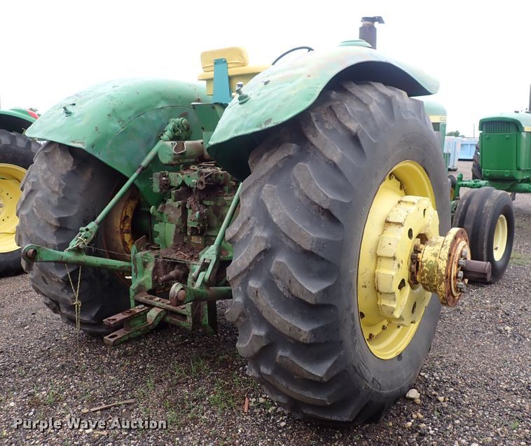 image for item DS7160 1974 John Deere 6030  tractor