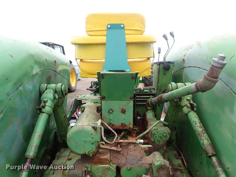 image for item DS7160 1974 John Deere 6030  tractor