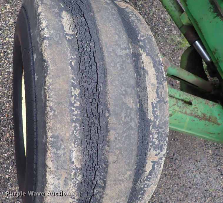 image for item DS7160 1974 John Deere 6030  tractor