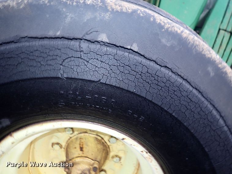 image for item DS7160 1974 John Deere 6030  tractor