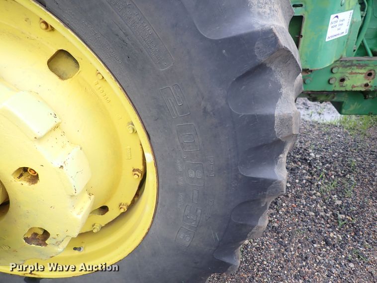 image for item DS7160 1974 John Deere 6030  tractor