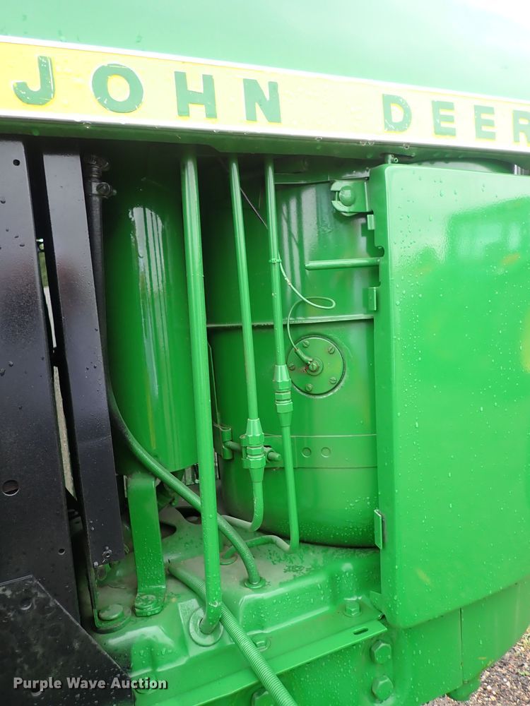 image for item DS7161 1972 John Deere 4020  tractor