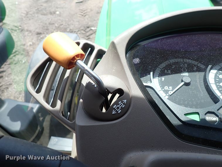 image for item DS7162 2017 John Deere 6130R  MFWD tractor