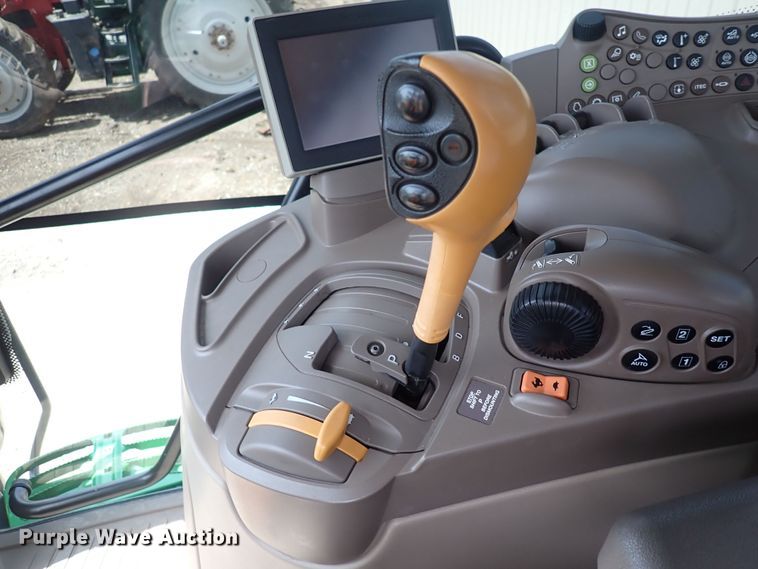 image for item DS7162 2017 John Deere 6130R  MFWD tractor