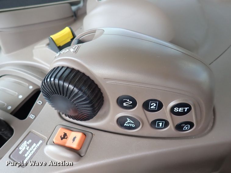 image for item DS7162 2017 John Deere 6130R  MFWD tractor