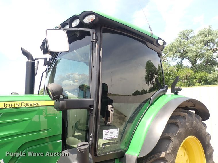 image for item DS7162 2017 John Deere 6130R  MFWD tractor