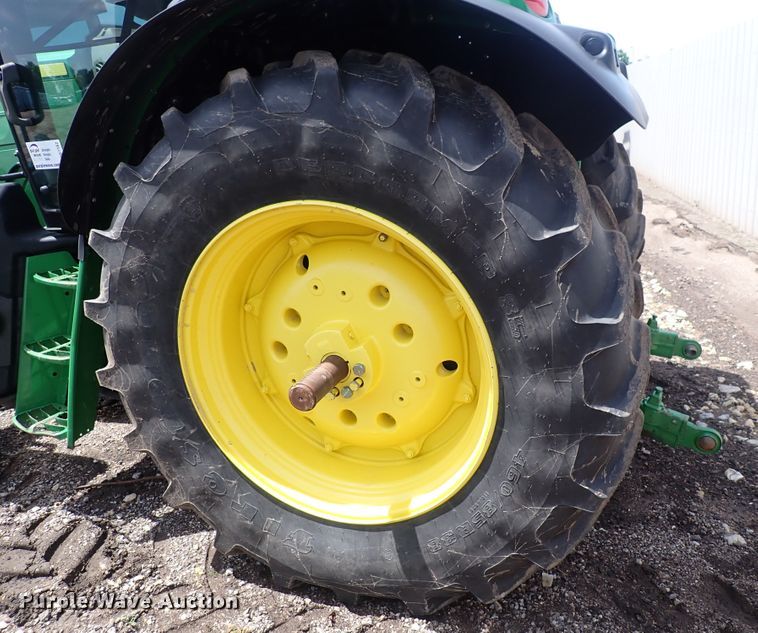 image for item DS7162 2017 John Deere 6130R  MFWD tractor