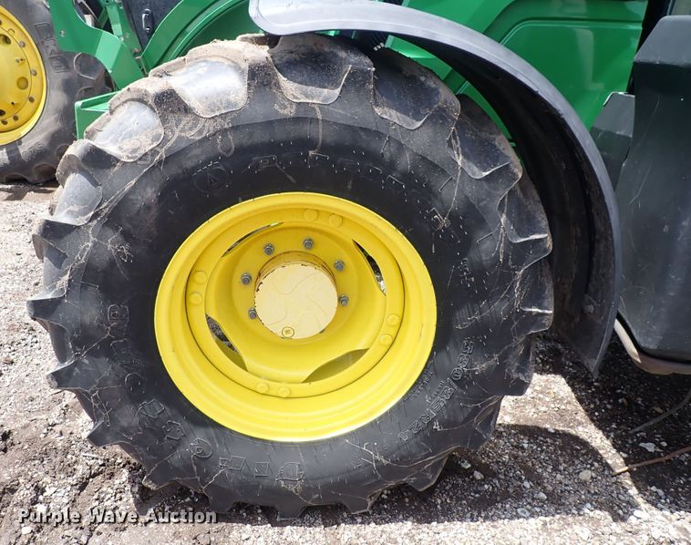 image for item DS7162 2017 John Deere 6130R  MFWD tractor