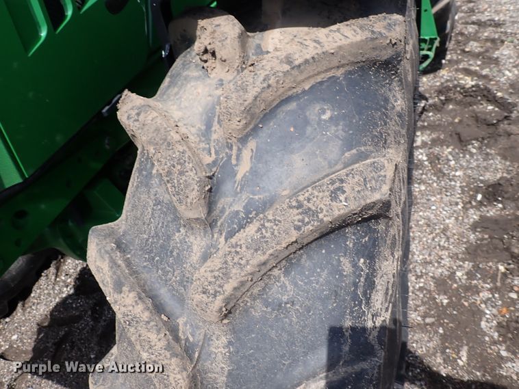 image for item DS7162 2017 John Deere 6130R  MFWD tractor